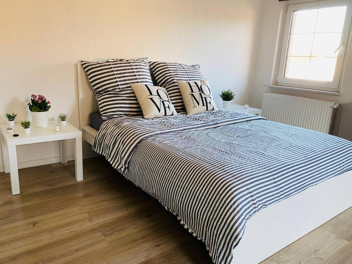Xxl Ruhiges Sofa Freital Am Fluss Dresden Appartamento Esterno foto